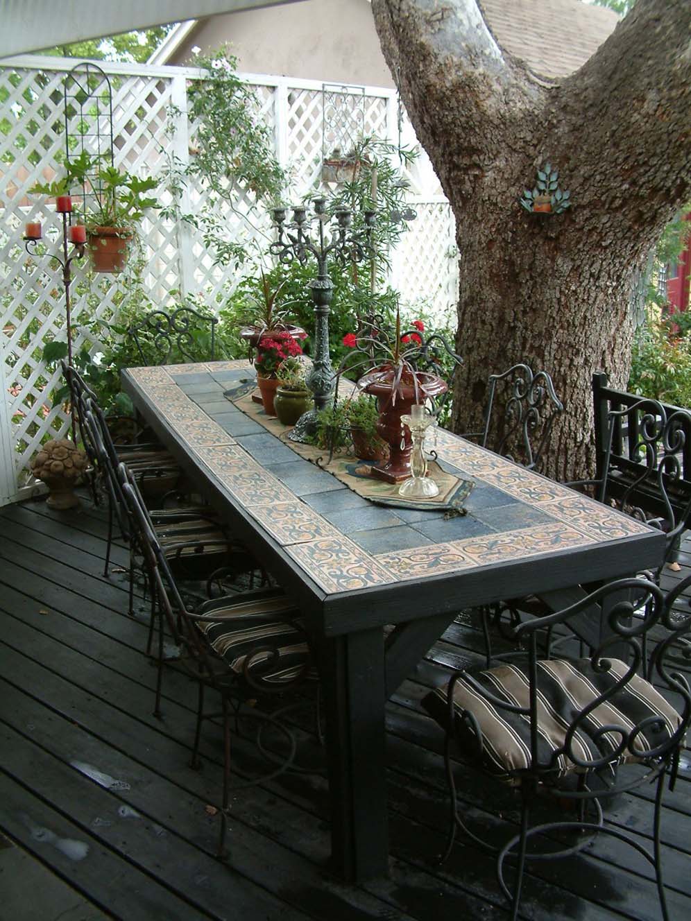 Outdoor Dining Table Deluxe